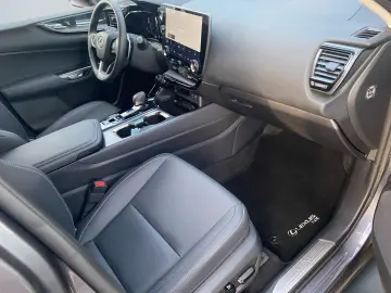 LEXUS NX 450h  E-FOUR Executive Line