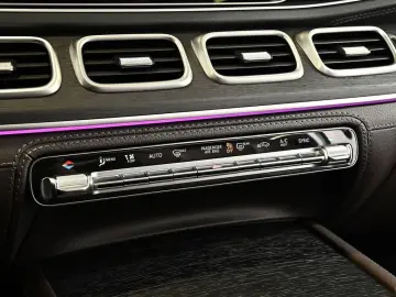 MERCEDES-BENZ GLE 400 d 4M AMG Sport LED Pano Navi S&hellip;