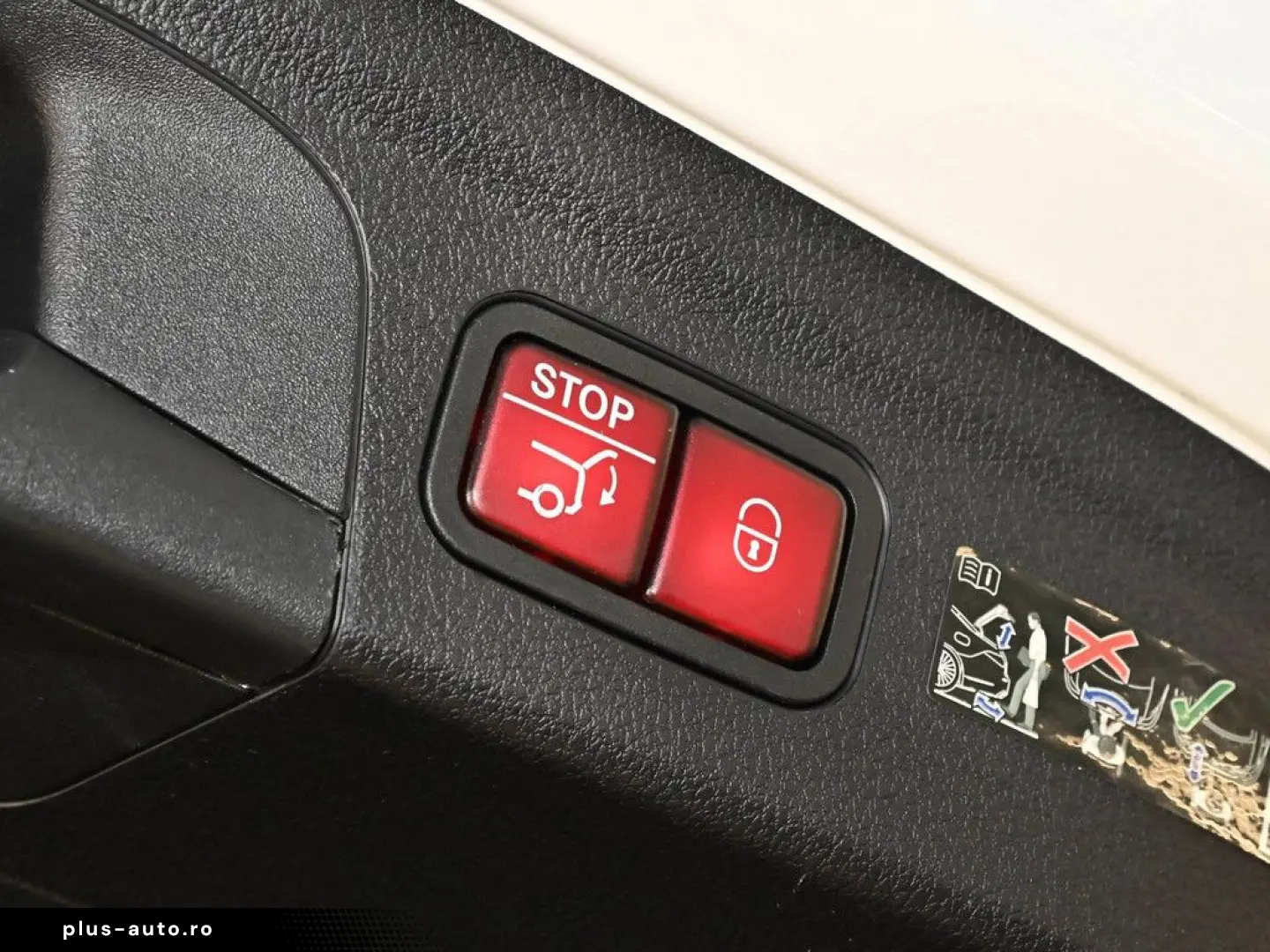 MERCEDES-BENZ GLE 400 d 4M AMG Sport LED Pano Navi S&hellip;