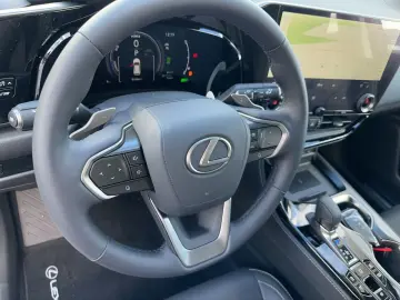 LEXUS NX 450h   LUXURY