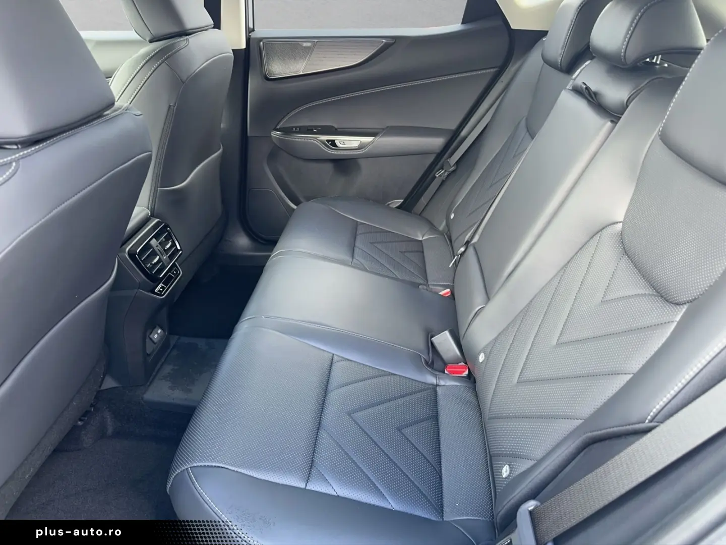 LEXUS NX 450h   LUXURY