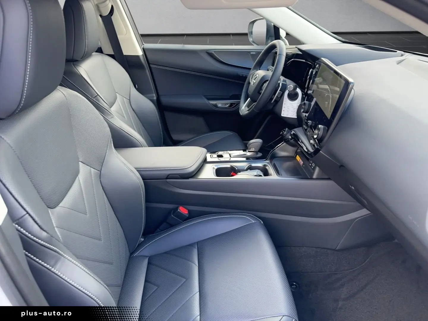 LEXUS NX 450h   LUXURY