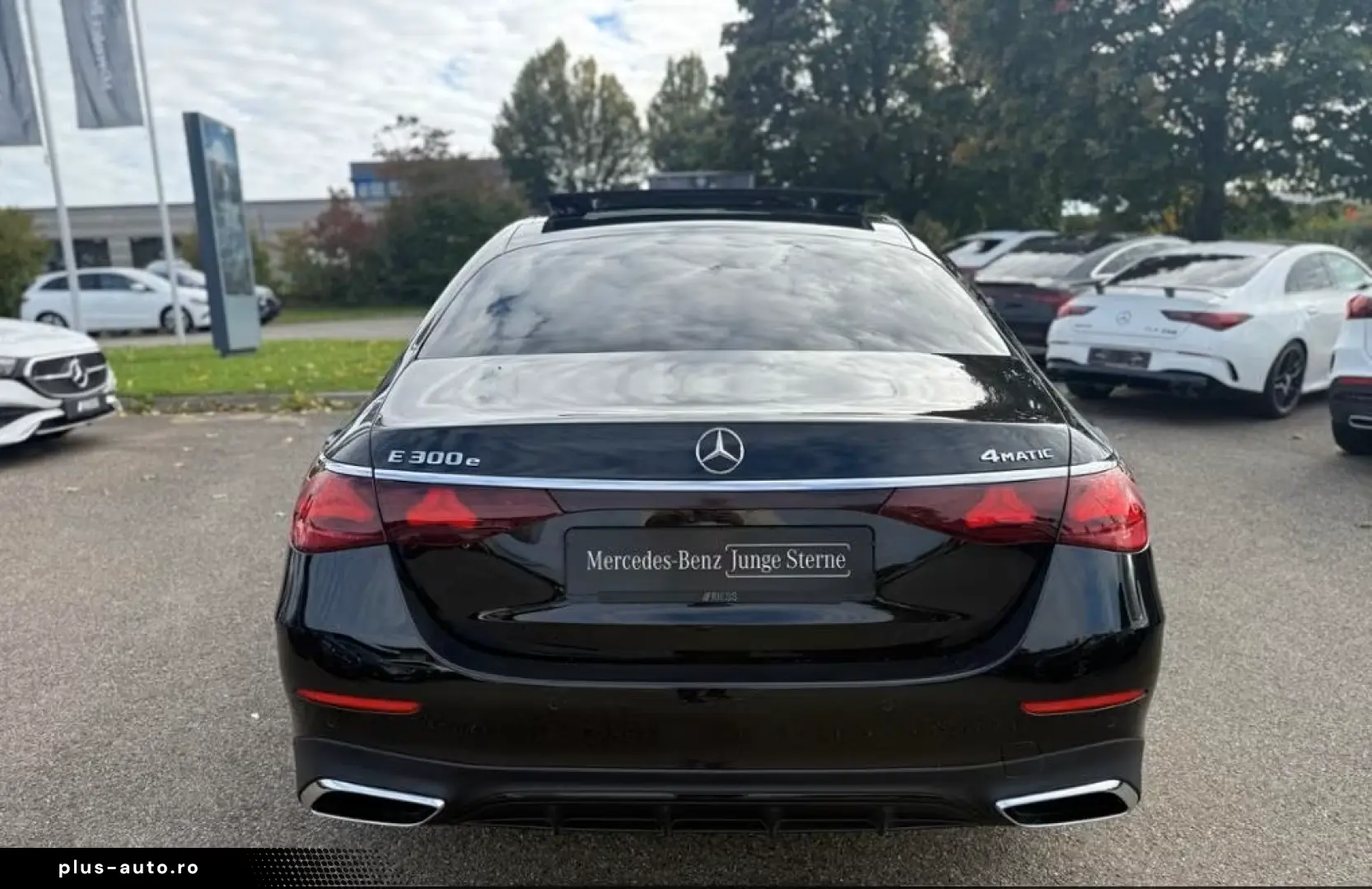 MERCEDES-BENZ E 300 e 4M AMG Sport Night