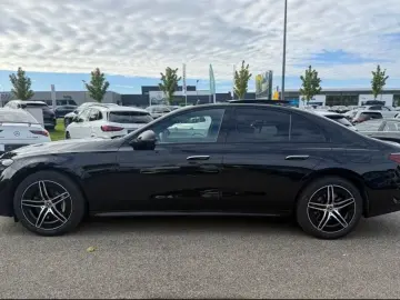 MERCEDES-BENZ E 300 e 4M AMG Sport Night