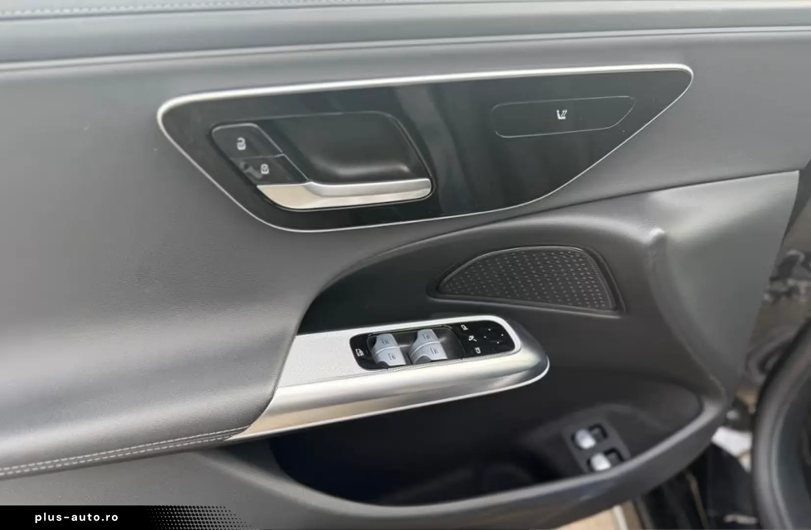 MERCEDES-BENZ E 300 e 4M AMG Sport Night