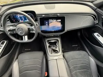 MERCEDES-BENZ E 300 e 4M AMG Sport Night