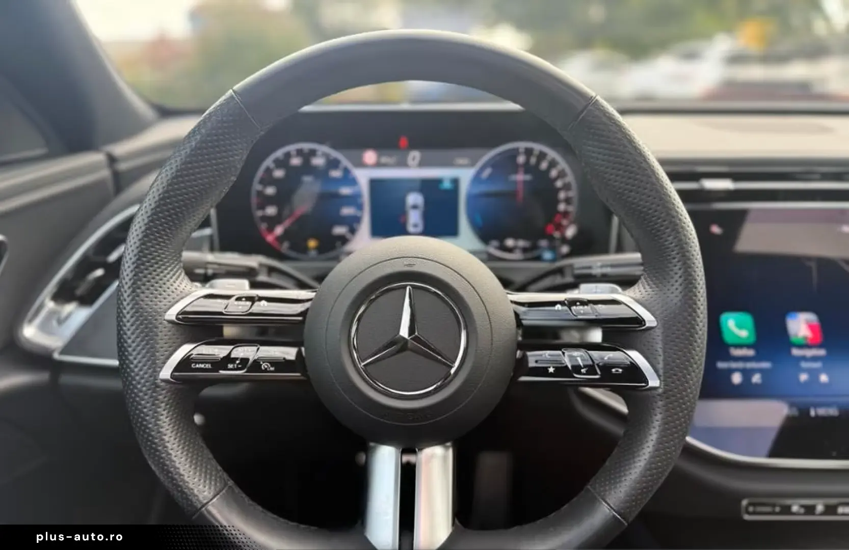 MERCEDES-BENZ E 300 e 4M AMG Sport Night