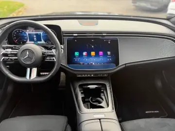 MERCEDES-BENZ E 300 e 4M AMG Sport Night