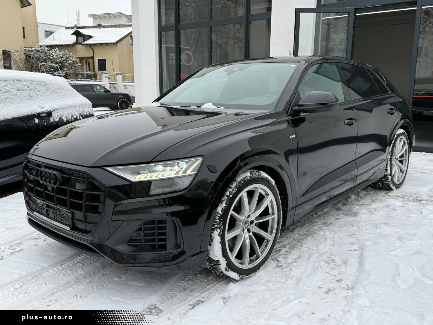 AUDI Q8 55 TFSI S-line  Matrix Raute Stdhz Allradlenk