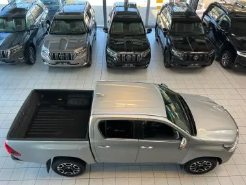 TOYOTA DOUBLE CAB EXECUTIVE