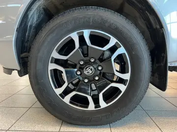 TOYOTA DOUBLE CAB EXECUTIVE