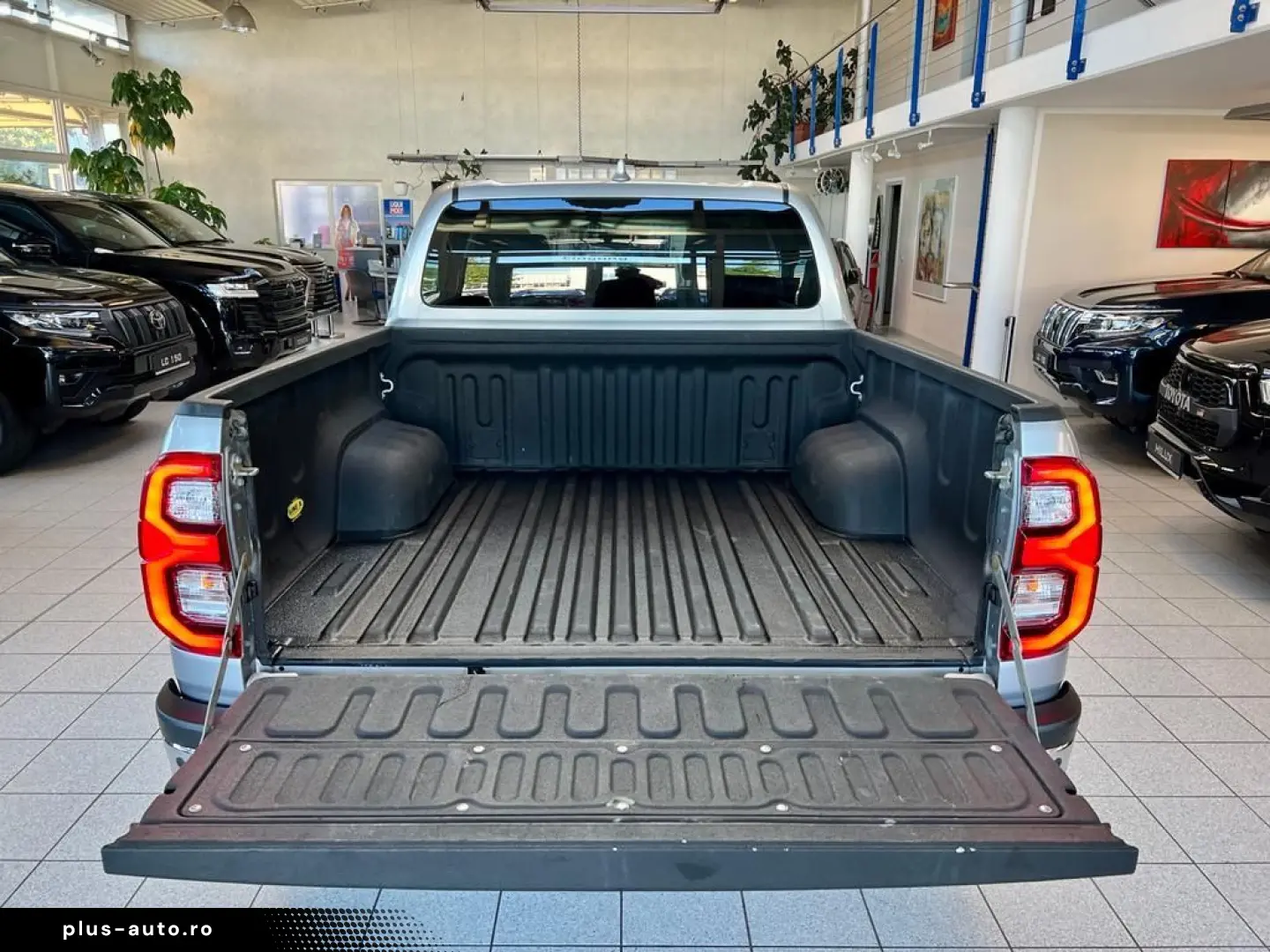 TOYOTA DOUBLE CAB EXECUTIVE