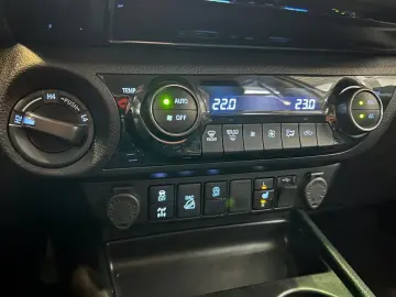 TOYOTA DOUBLE CAB EXECUTIVE