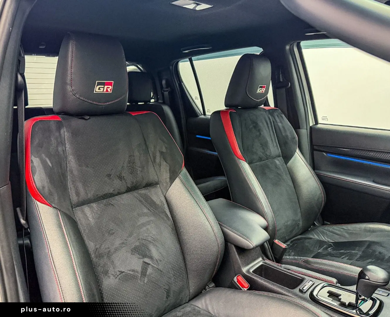 TOYOTA Hilux 2.8 D4-D GR Sport