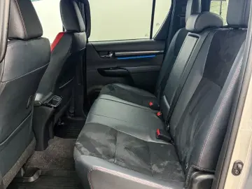 TOYOTA Hilux 2.8 D4-D GR Sport