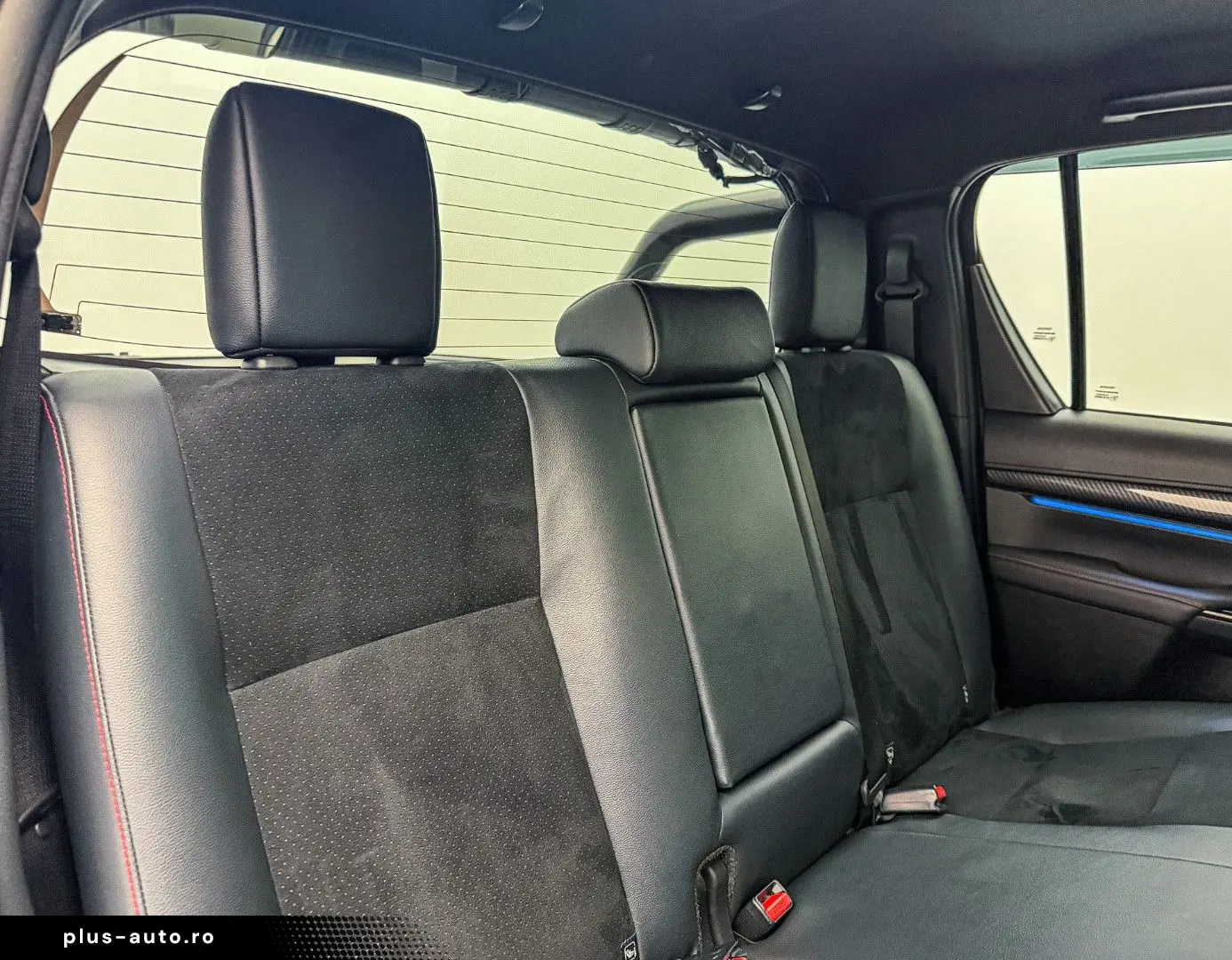 TOYOTA Hilux 2.8 D4-D GR Sport