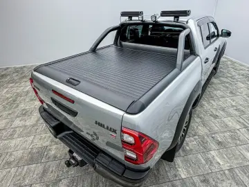 TOYOTA Hilux 2.8 D4-D GR Sport