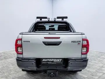 TOYOTA Hilux 2.8 D4-D GR Sport