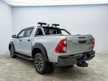 TOYOTA Hilux 2.8 D4-D GR Sport