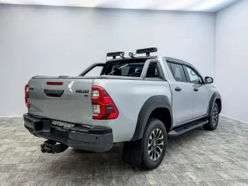 TOYOTA Hilux 2.8 D4-D GR Sport