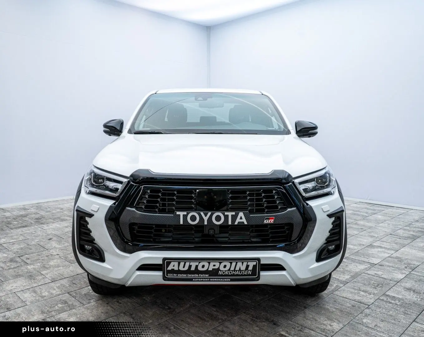 TOYOTA Hilux 2.8 D4-D GR Sport