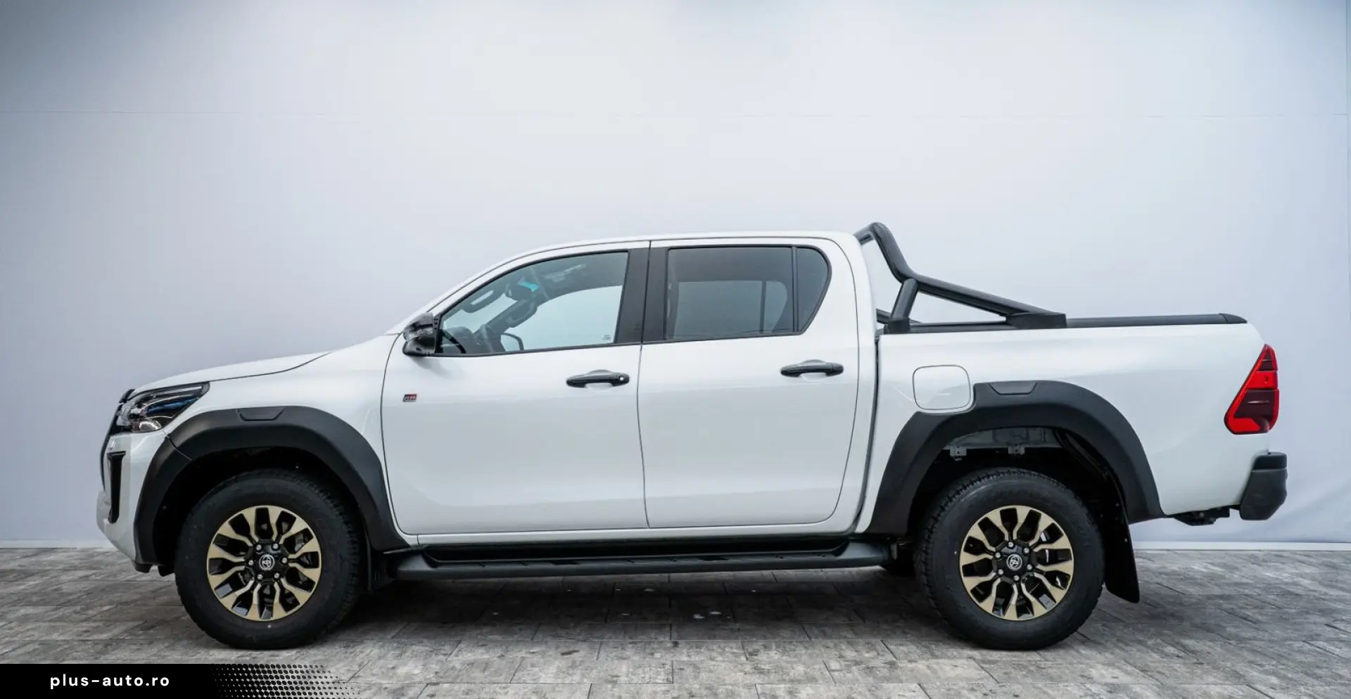 TOYOTA Hilux 2.8 D4-D GR Sport