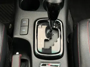 TOYOTA Hilux 2.8 D4-D GR Sport