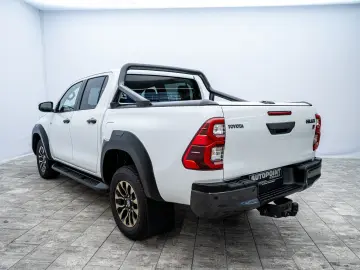 TOYOTA Hilux 2.8 D4-D GR Sport