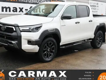TOYOTA Hilux 2.8 D-4D 4x4 Invincible
