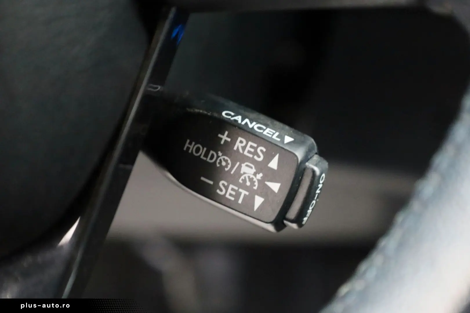 TOYOTA Hilux 2.8 D-4D 4x4 Invincible