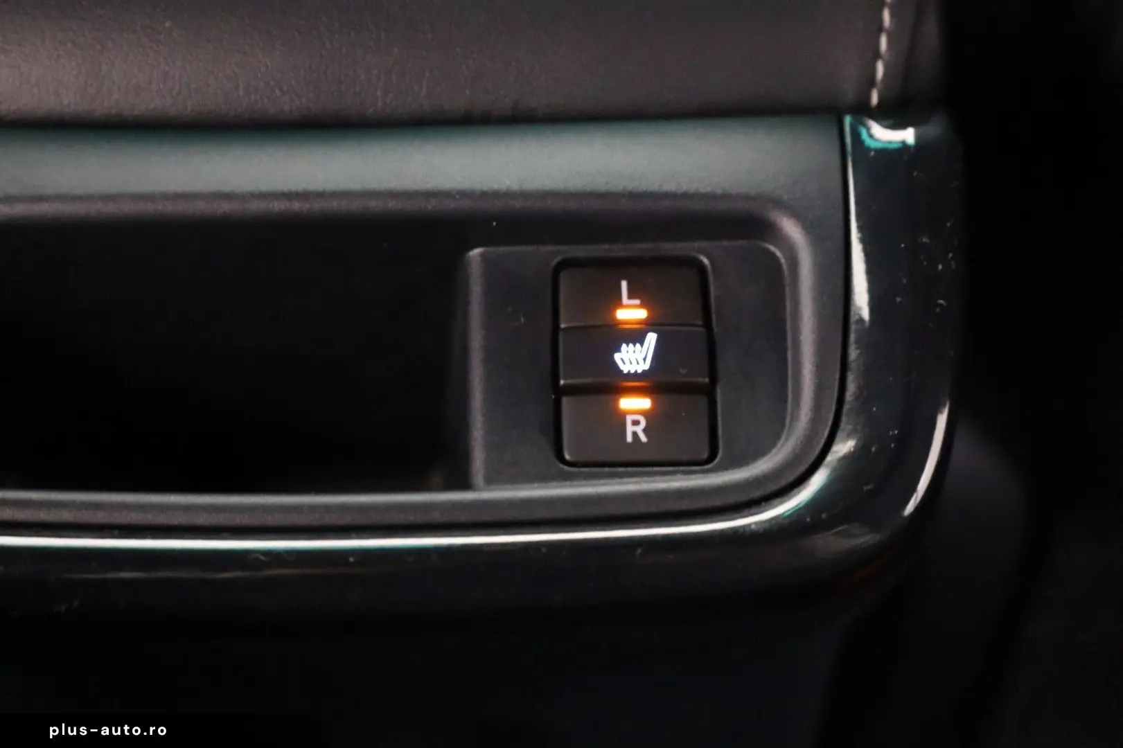 TOYOTA Hilux 2.8 D-4D 4x4 Invincible