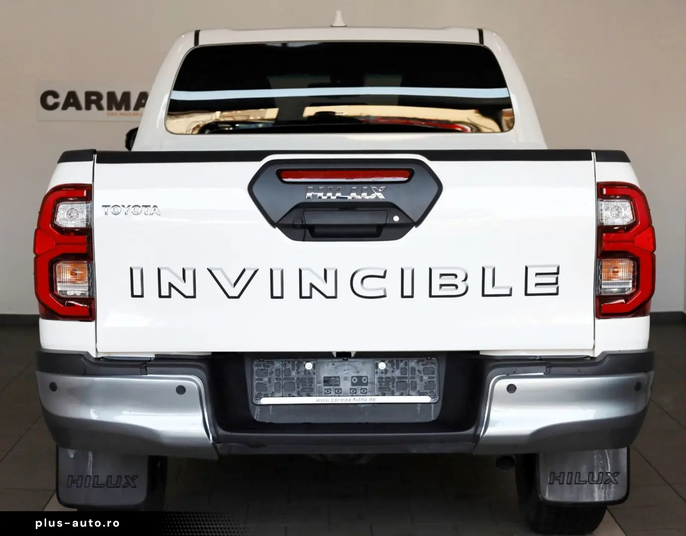 TOYOTA Hilux 2.8 D-4D 4x4 Invincible