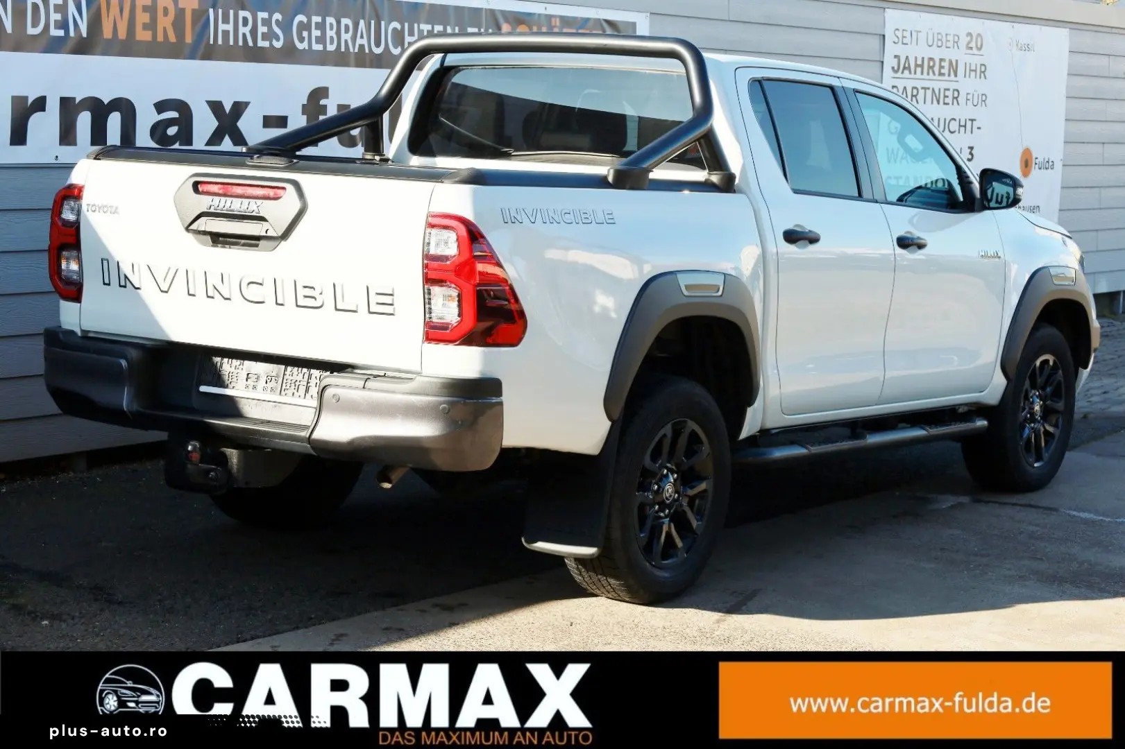 TOYOTA Hilux 2.8 D-4D 4x4 Invincible Sport