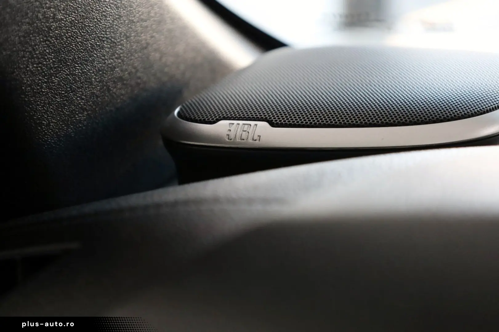 TOYOTA Hilux 2.8 D-4D 4x4 Invincible Sport