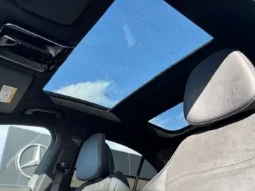 Mercedes-Benz E 300 e 4M AMG Sport Night Distr Pano