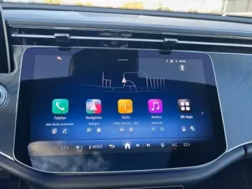 Mercedes-Benz E 300 e 4M AMG Sport Night Distr Pano