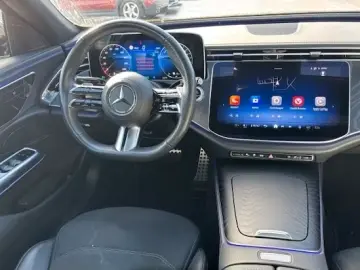 Mercedes-Benz E 300 e 4M AMG Sport Night Distr Pano