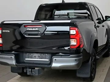 TOYOTA Hilux Double Cab Invincible