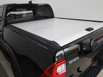 TOYOTA Hilux Double Cab Invincible