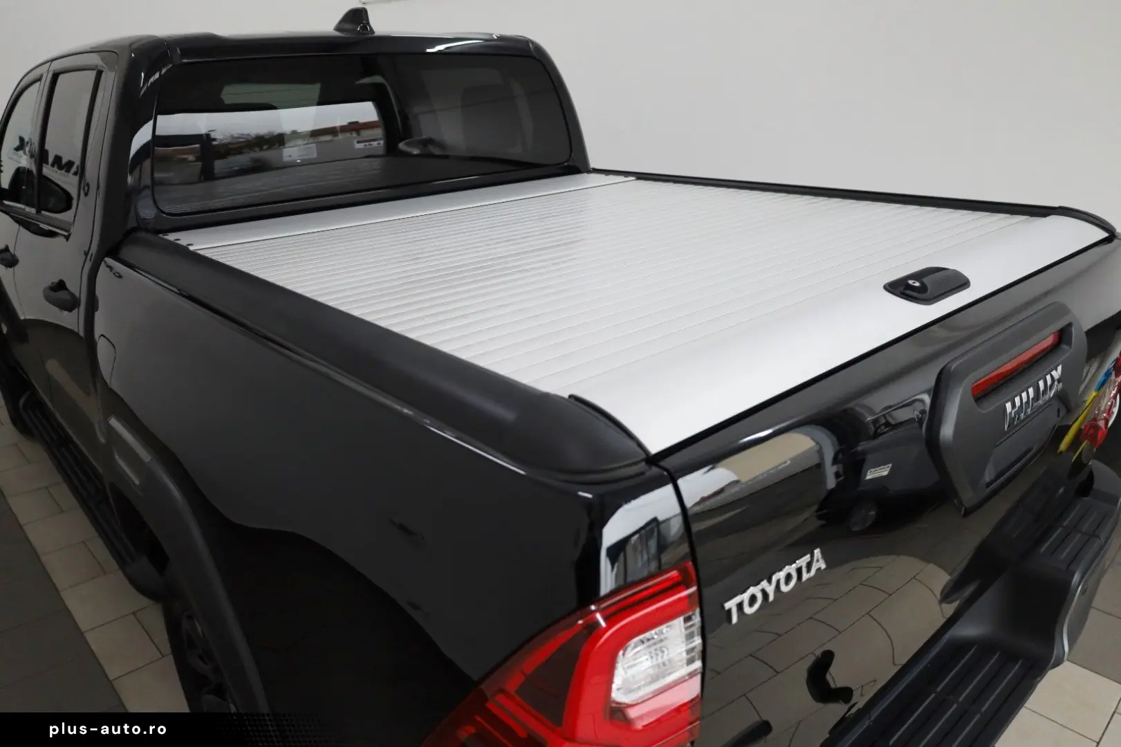 TOYOTA Hilux Double Cab Invincible