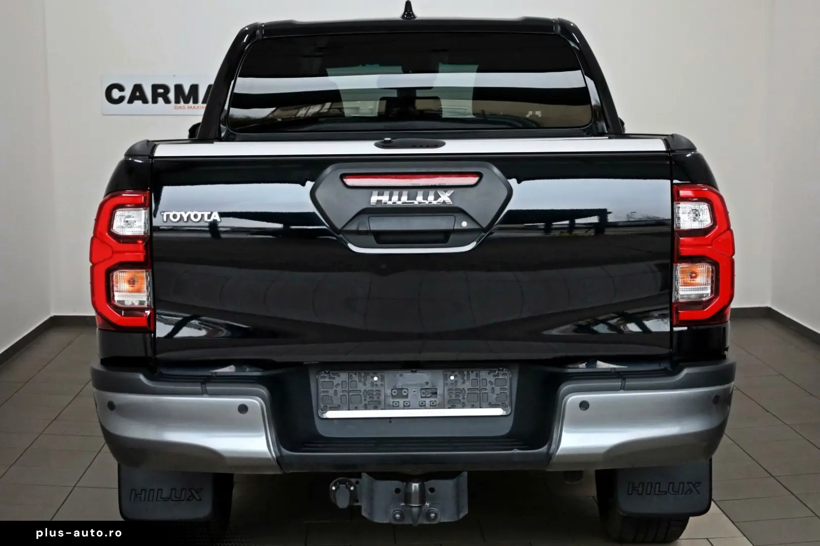 TOYOTA Hilux Double Cab Invincible