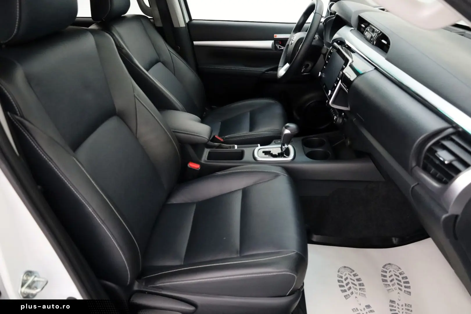 TOYOTA Hilux 2.8 Executive