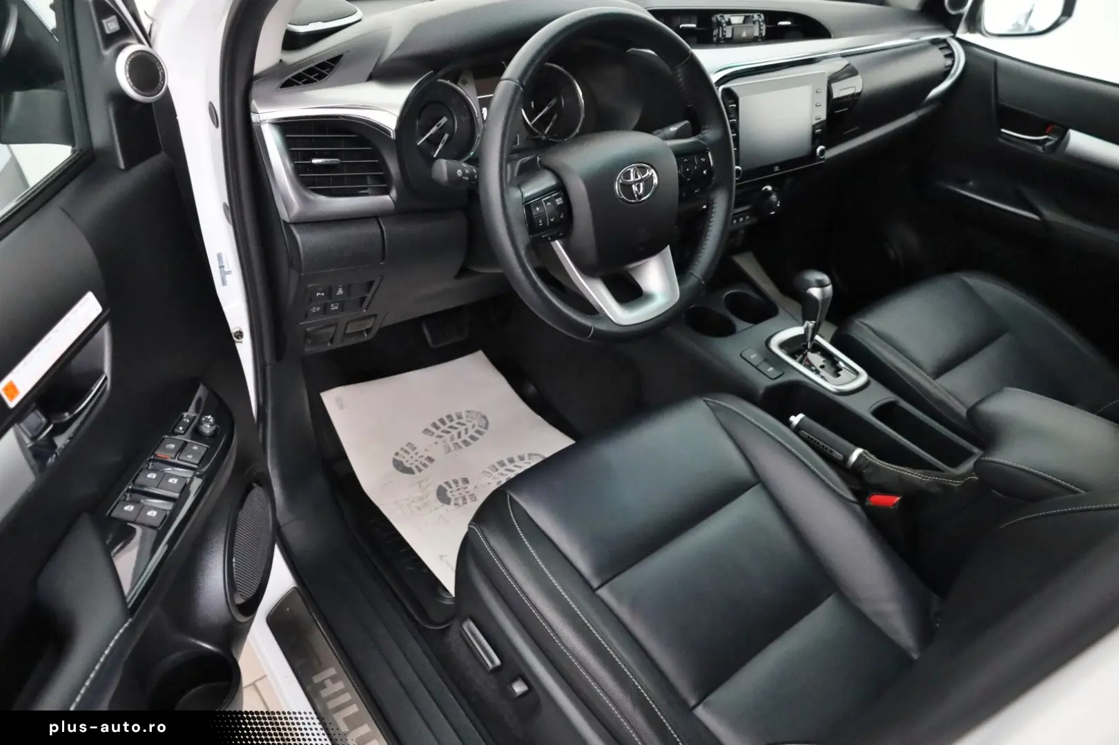 TOYOTA Hilux 2.8 Executive