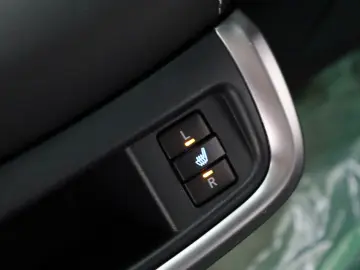 TOYOTA Hilux 2.8 Executive