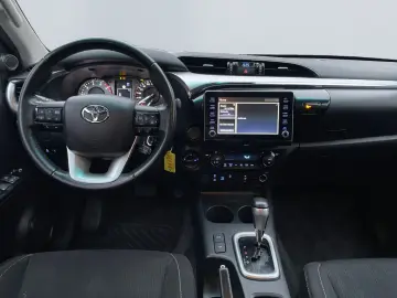 TOYOTA Hilux 4x4 Double Cab Comfort
