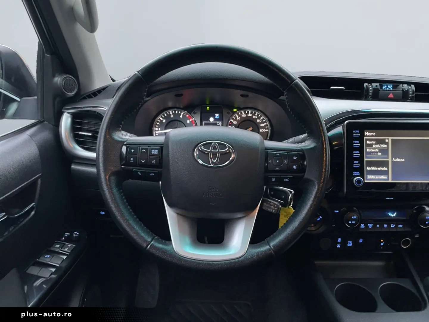 TOYOTA Hilux 4x4 Double Cab Comfort