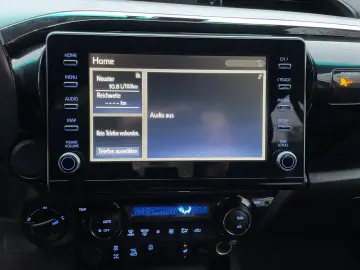 TOYOTA Hilux 4x4 Double Cab Comfort