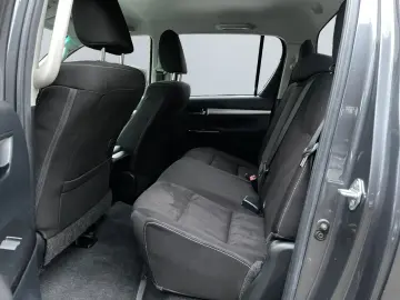 TOYOTA Hilux 4x4 Double Cab Comfort
