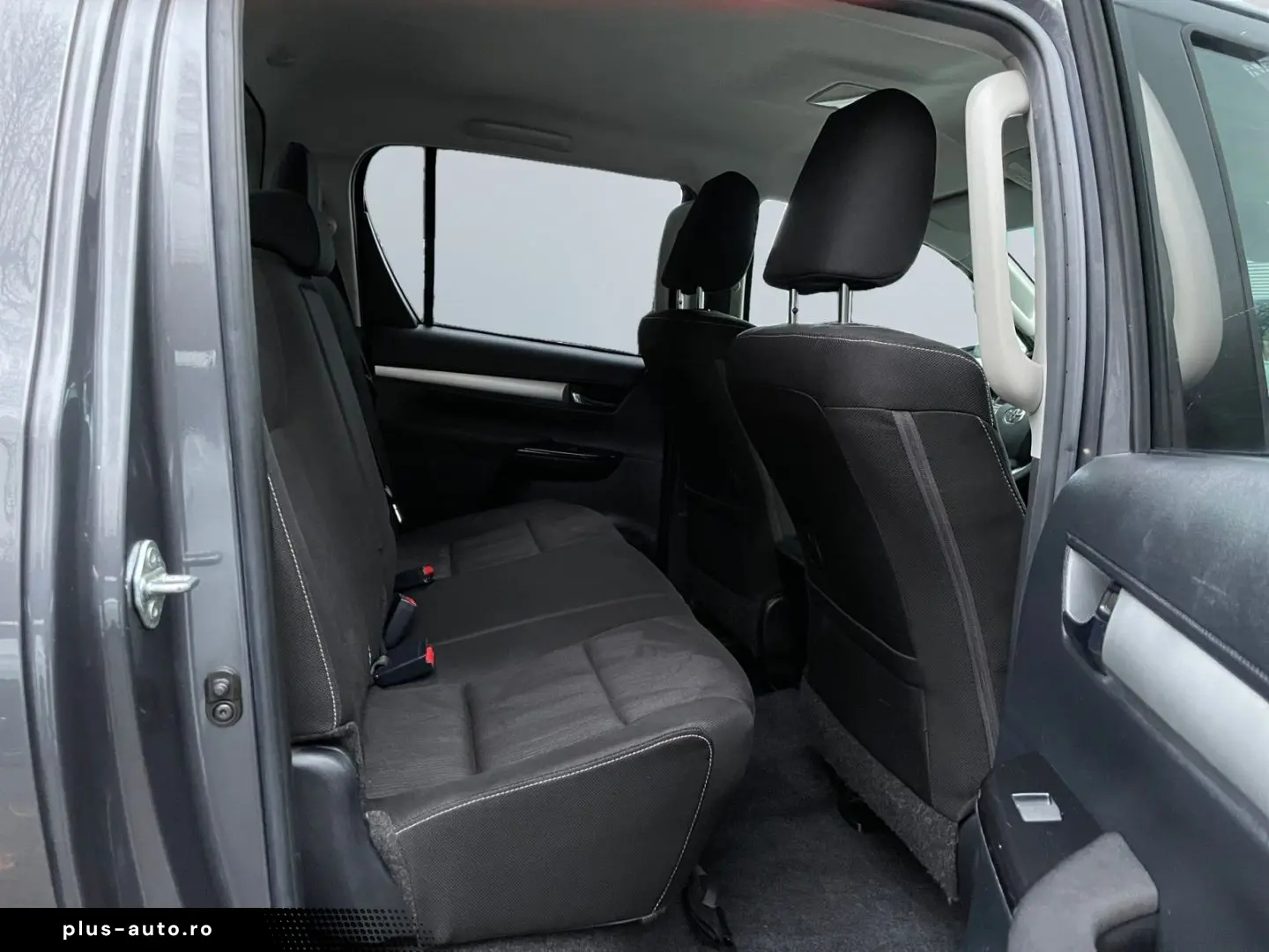 TOYOTA Hilux 4x4 Double Cab Comfort