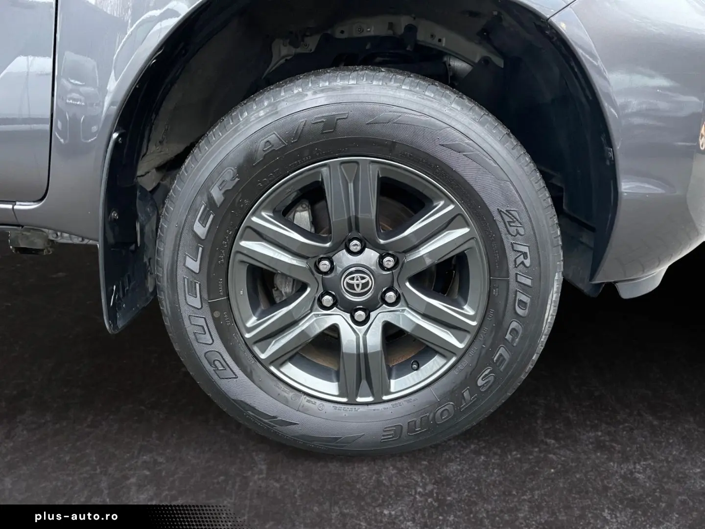 TOYOTA Hilux 4x4 Double Cab Comfort